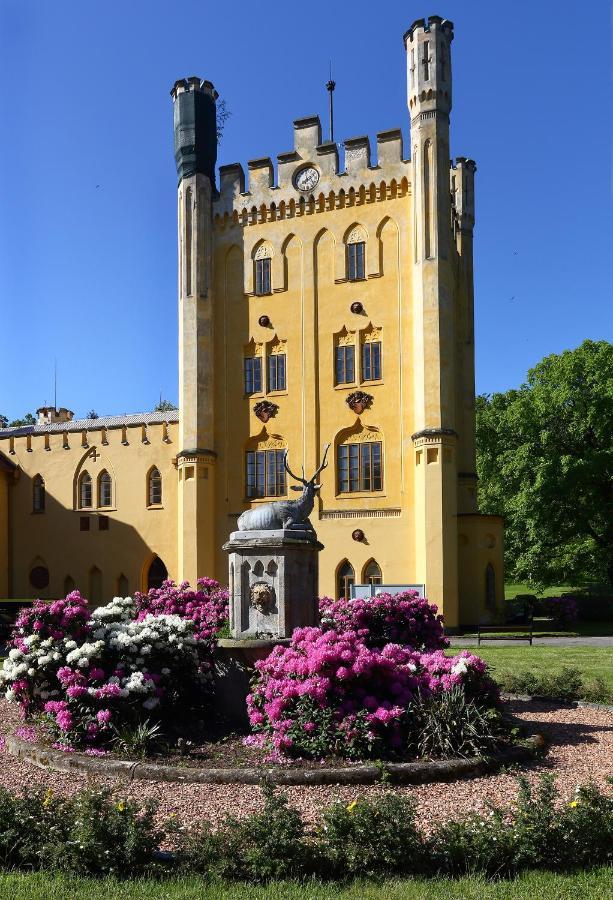 Zamek Nectiny Hotel Bagian luar foto
